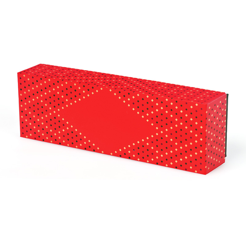Dreiviertel-Perspektivansicht einer lebhaft roten Schokoladen-Geschenkverpackung.