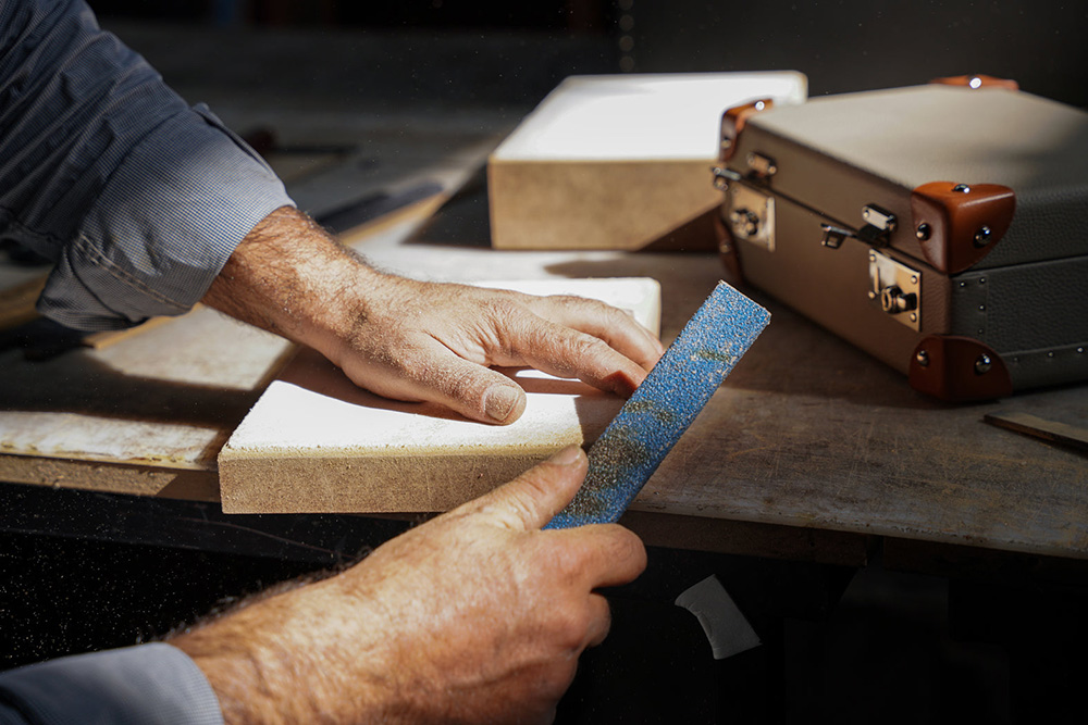 One-stop customized luxury packaging