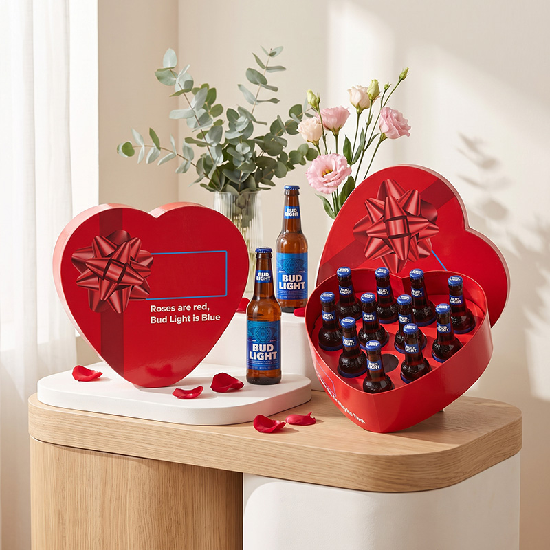 Exibição de mesa romântica do dia dos namorados com caixa de vinho Brothersbox e flores.