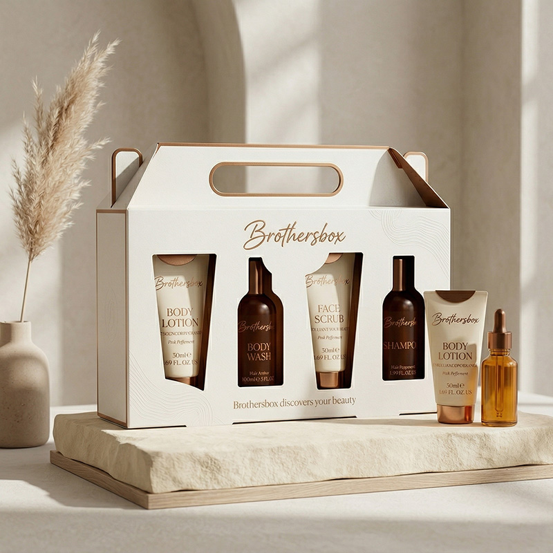 Boîte d'emballage esthétique soins capillaires sur un piédestal en pierre avec un fond de fleurs séchées bohème.