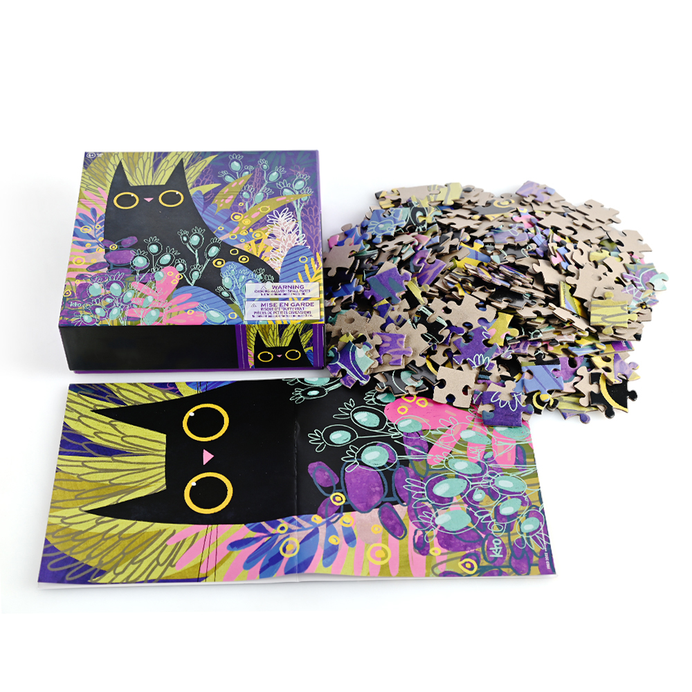 Dentro de la caja de rompecabezas de la caja de los Hermanos: piezas de rompecabezas selladas y un cartel de referencia de color de tamaño completo.