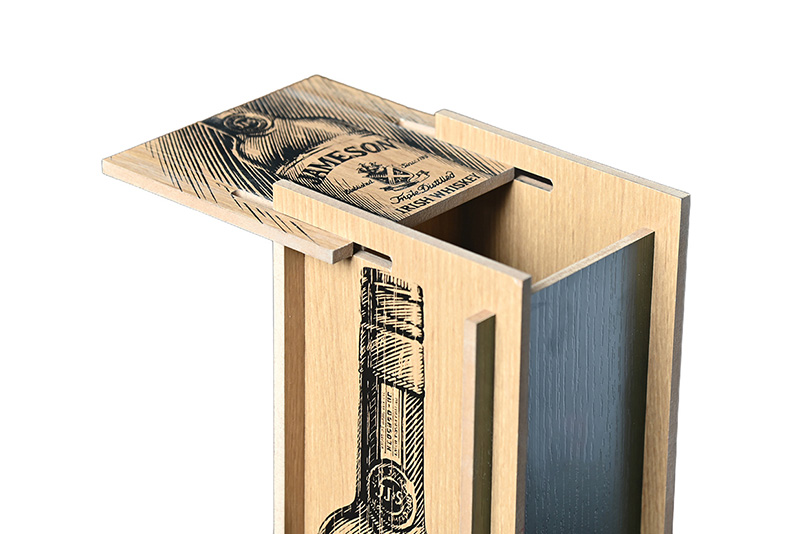 Détails de boîte à vin en bois