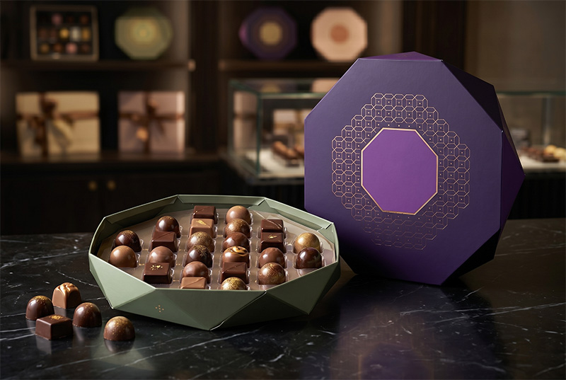 One-Stop Creative Chocolate Packaging Box with Tray