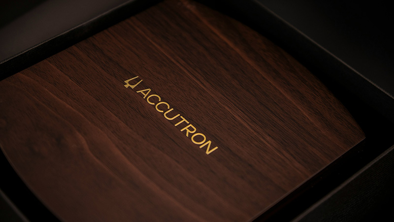 Luxurious Surface Finish on a Skincare Box