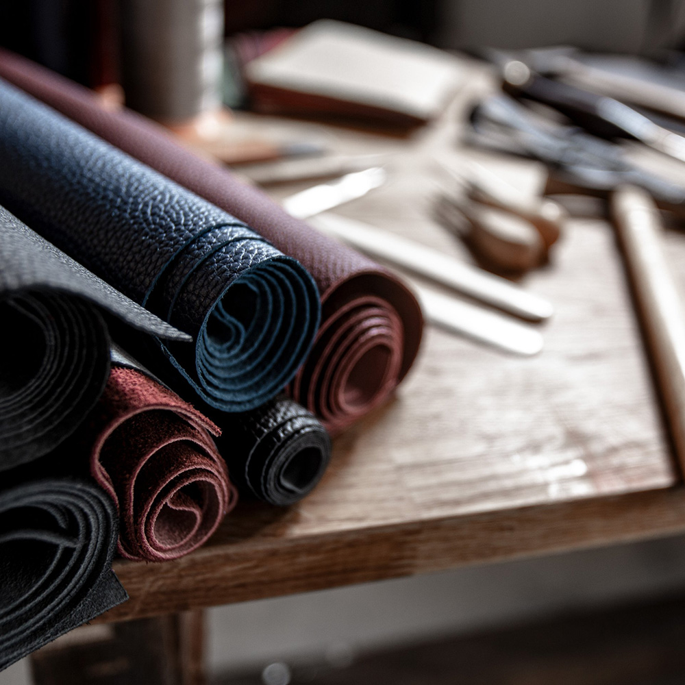 material selection of leather box