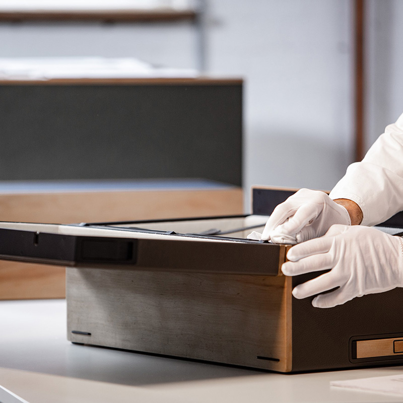 quality inspection of wooden wine box
