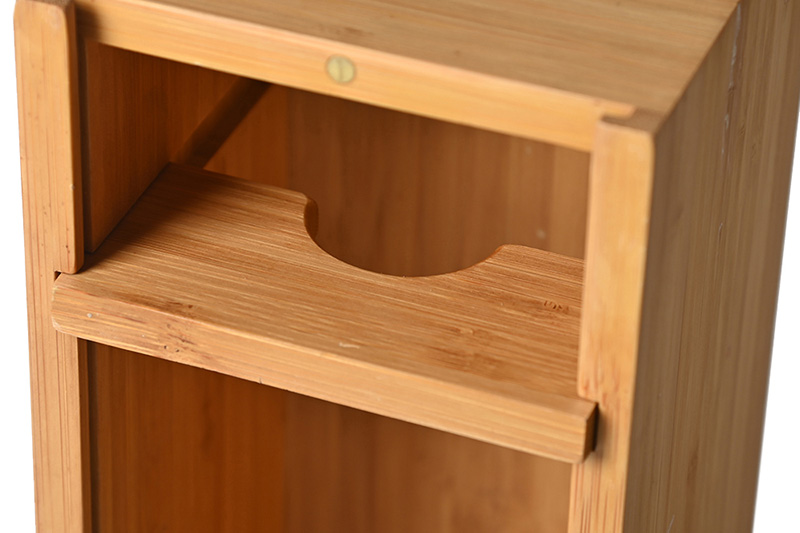 details of wine wooden boxes