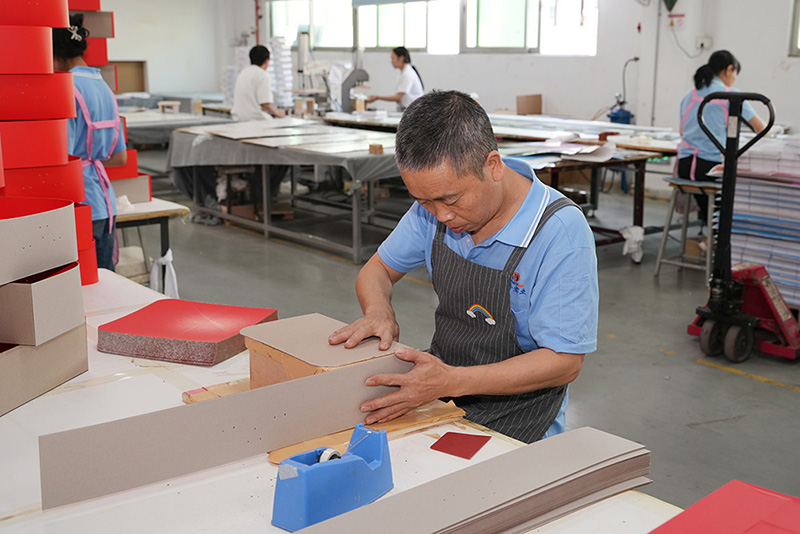 Custom Book-Style Cardboard Wine Box Factory