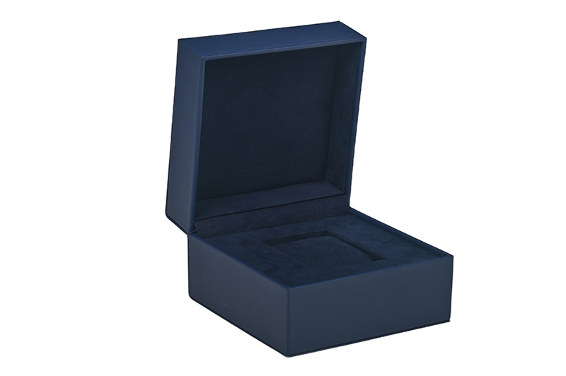 single leather watch box