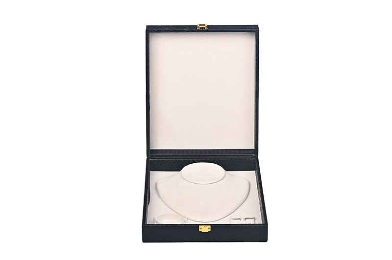 personalized leather jewelry box