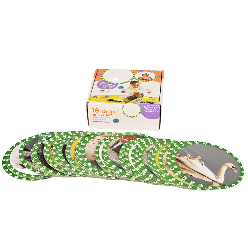 High-quality custom printed animal educational flash cards for toddlers by Brothersbox.