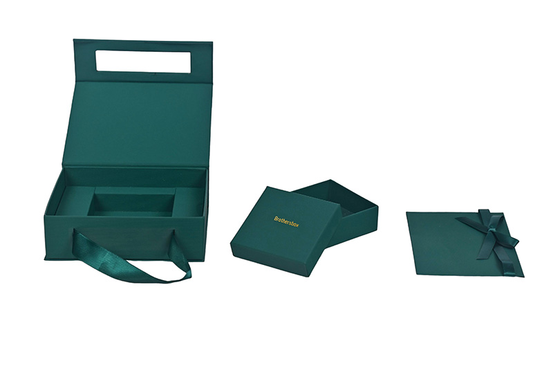 Boîtes à bijoux personnalisées avec logo