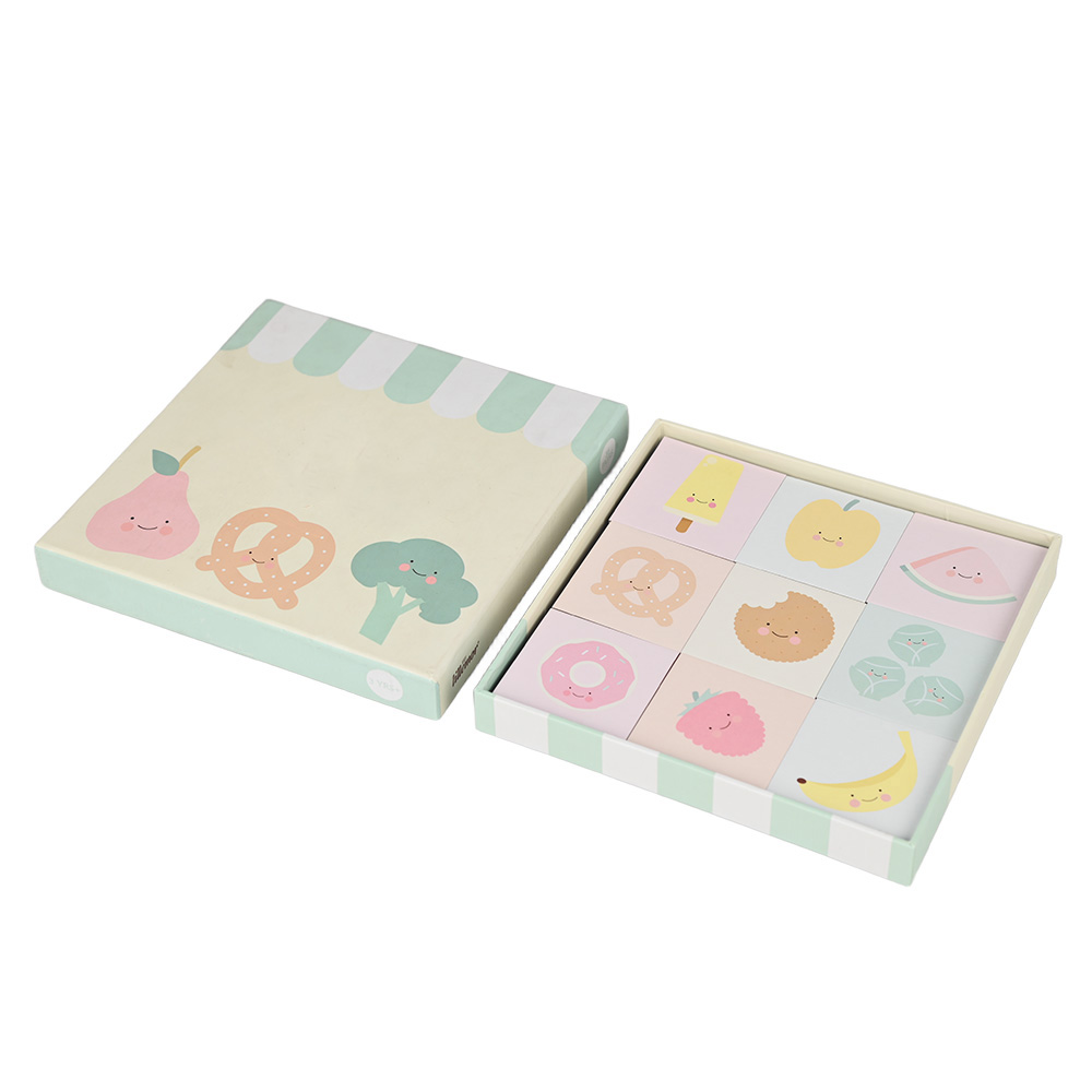 かわいい果物と野菜のキャラクターとのインタラクティブな家族のボードゲーム。