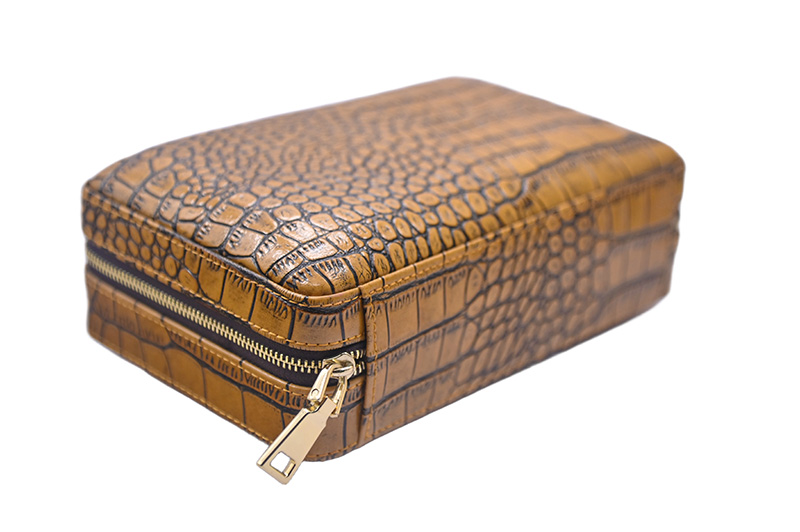 cigar humidifier box