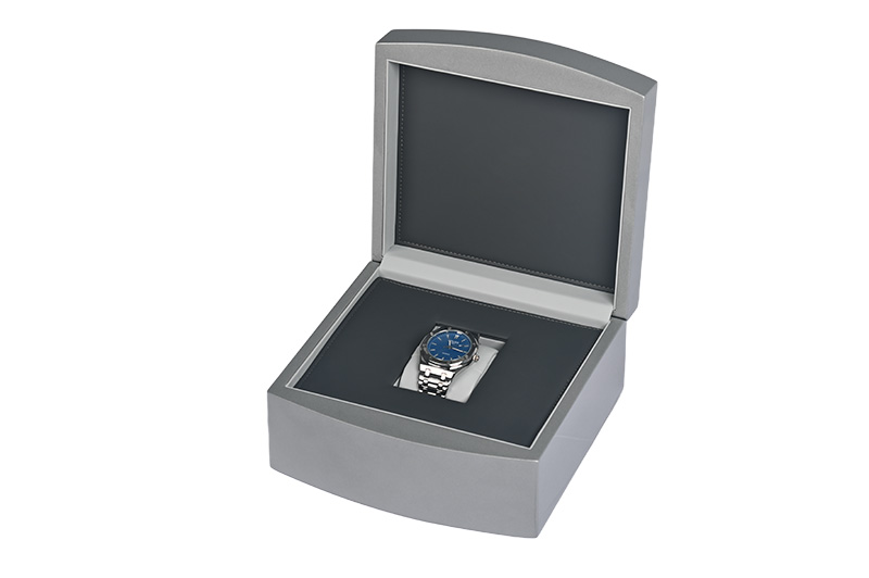 gray watch box