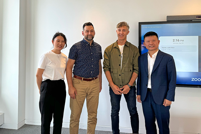 Brothersbox visits Australian customers
