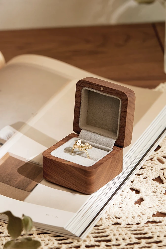 Wedding wooden gift box