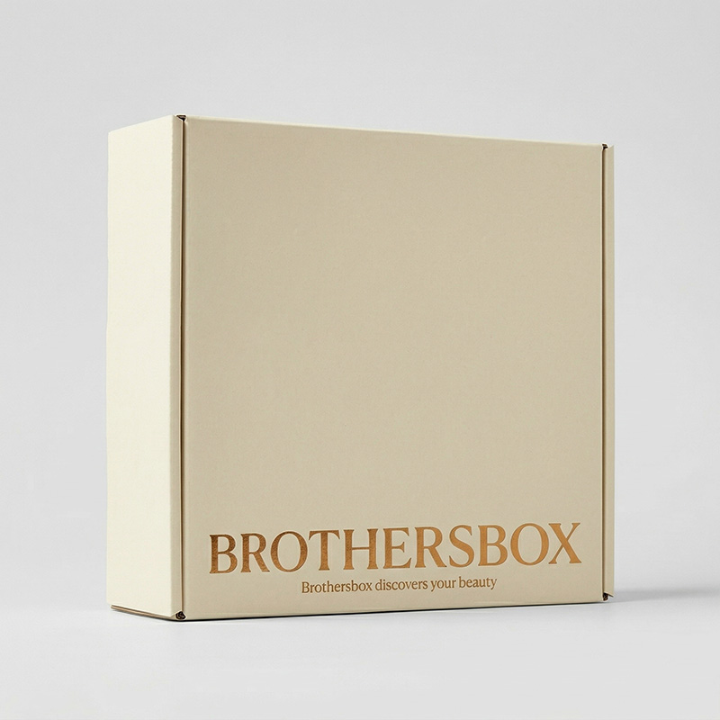 Vorder ansicht einer geschlossenen minimalist ischen Tuck-Top-Mailer-Box für Haarpflege produkte.