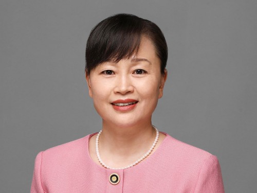 Coco - CFO of Brothersbox