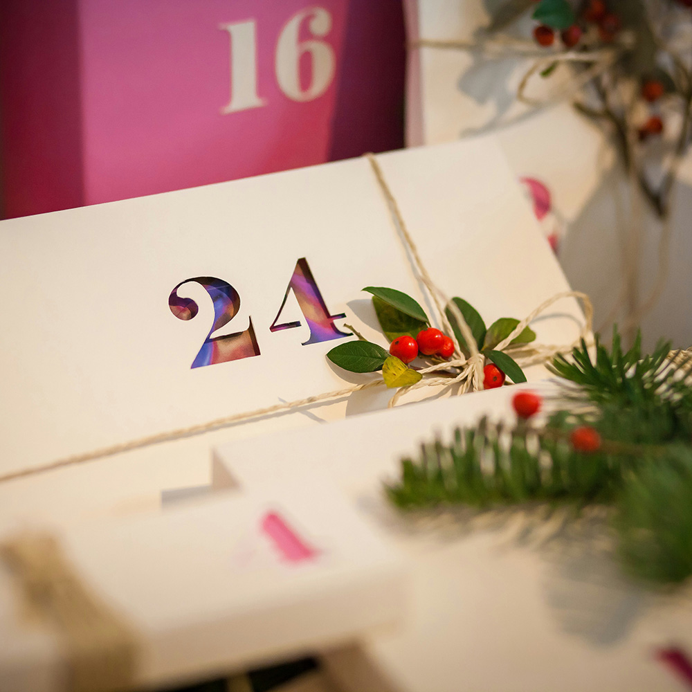 Advent calendar materials: rigid board, luxury finishes, recycled paper