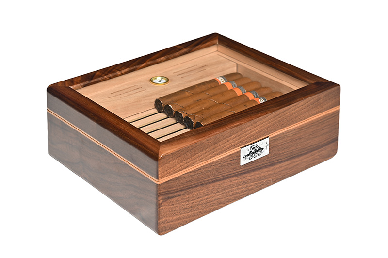wood cigar box