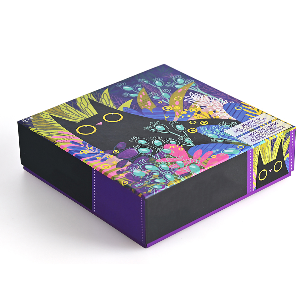 Caja vibrante de rompecabezas de gato con temática púrpura y azul para niñas y niños de 6 años.