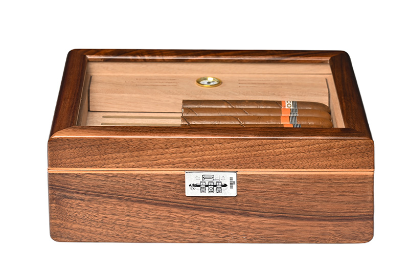 wooden cigar boxes