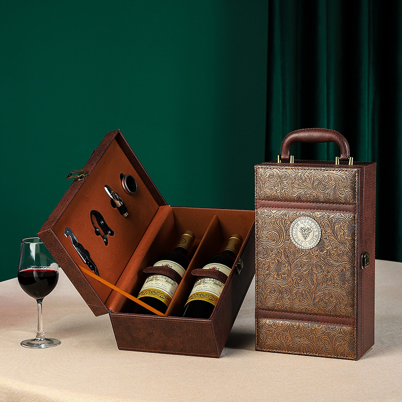 Luxury Leather Wine Gift Box with Accessories 