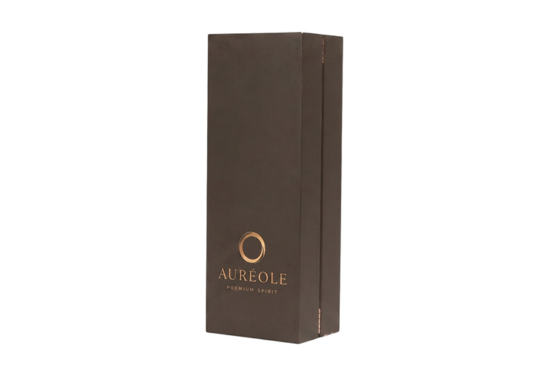 Side profile of custom rectangular wooden wine box showing seamless closure