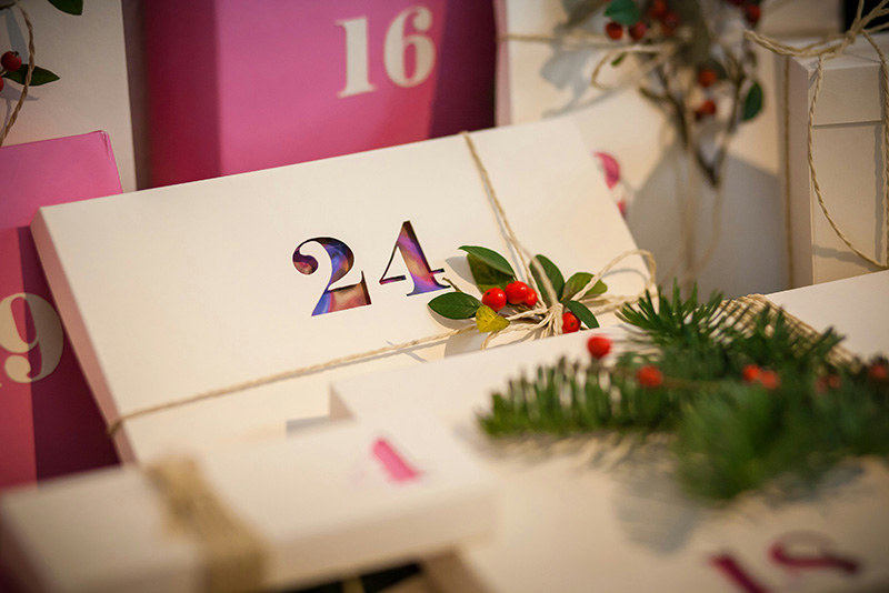 Marketing campaign for beauty advent calendars with influencer collaboration