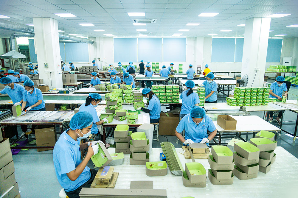 cosmetic packaging manufacturer