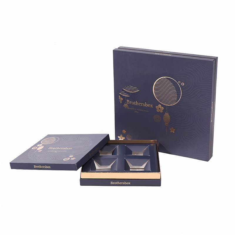 4‑Fach-Luxus‑Mondkuchenbox mit gestanztem Karton‑Trennelement und Goldrand von Brothersbox
