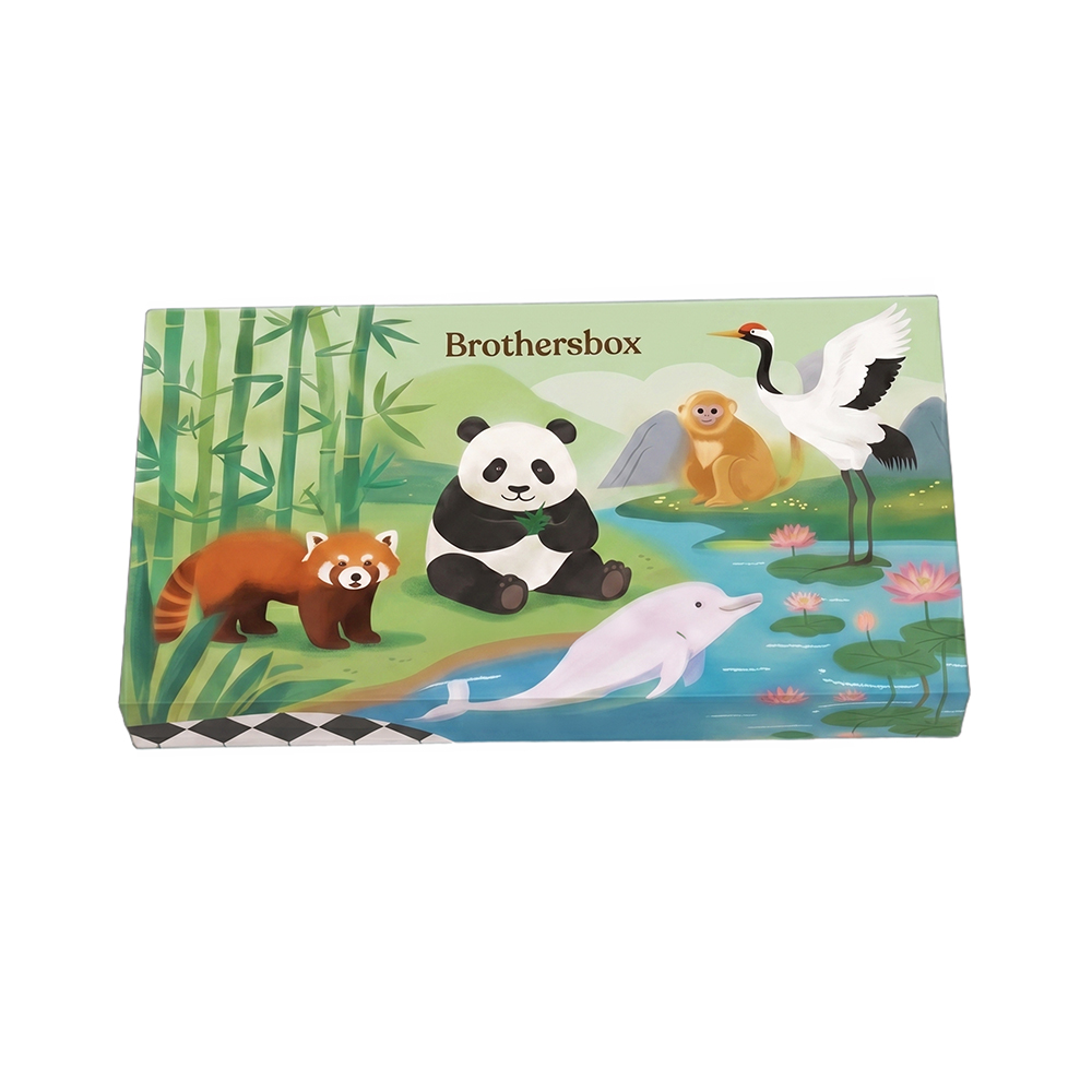 Edle, individuell gestaltete Pralinenschachteln werden auf einem Pastell-Display präsentiert – mit hochwertigen maßgeschneiderten Einlagen und einem einzigartigen Markenverpackungsdesign von Brothersbox.