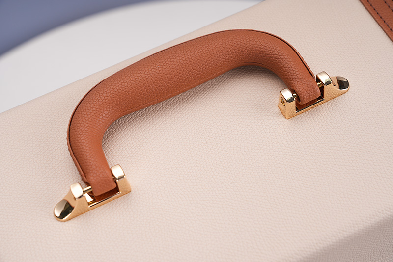 perfume box handle