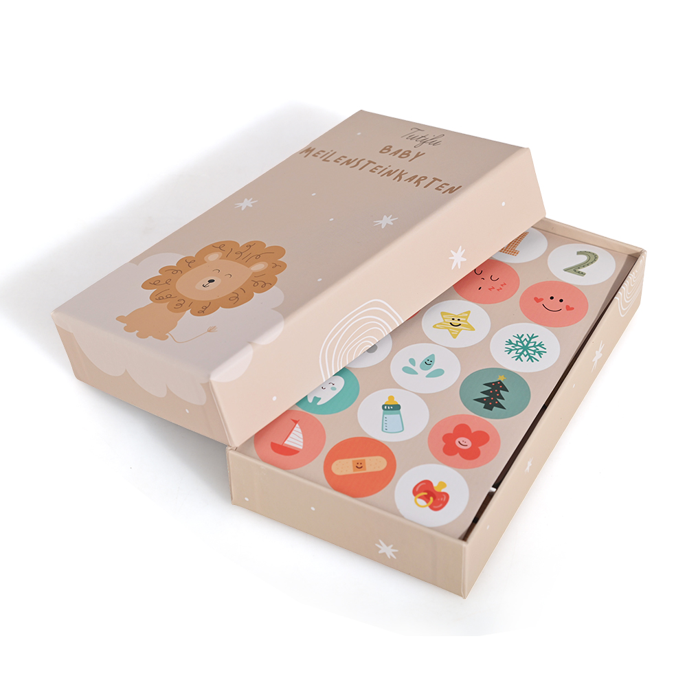 マット仕上げの幼児向けの高品質350g/m2紙フラッシュカード。