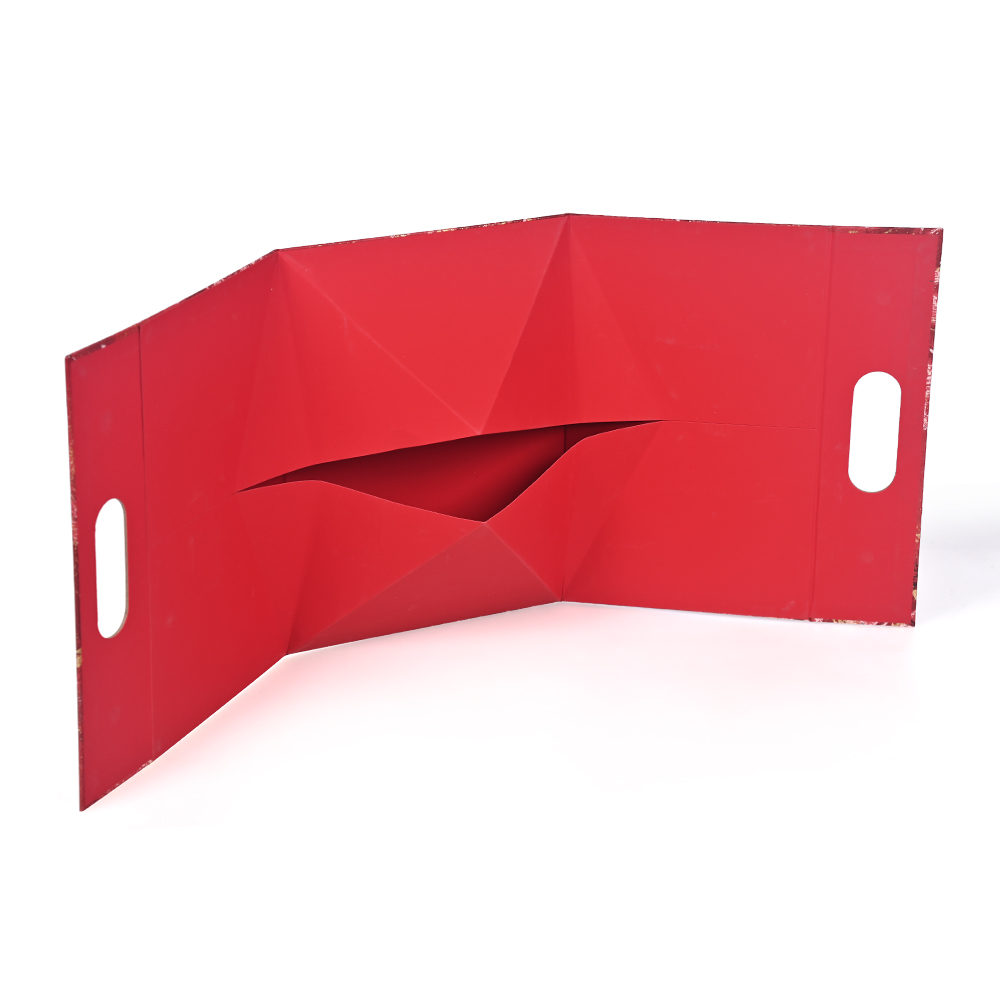 高級感あふれるマグネット式開閉の折りたたみ箱。一体型の持ち手付き。