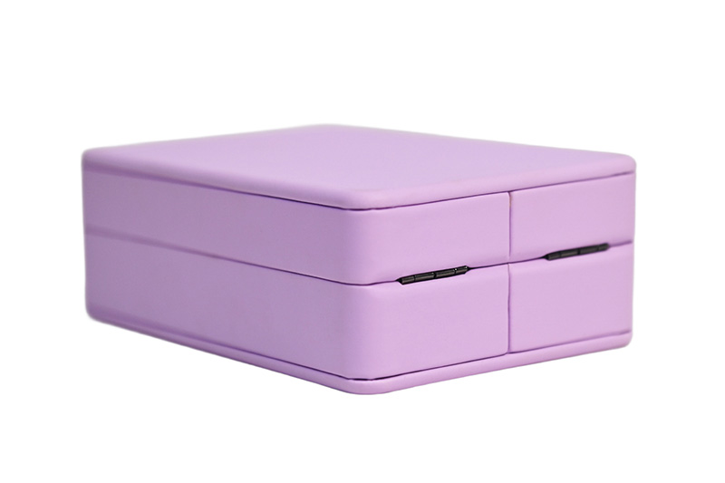 Caja de collar de cuero