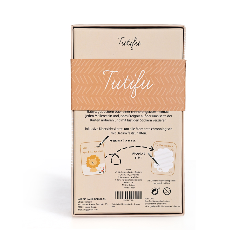 理想的なベビーシャワーギフト: 豪華なボックスにカスタムデザインのマイルストーンカード。