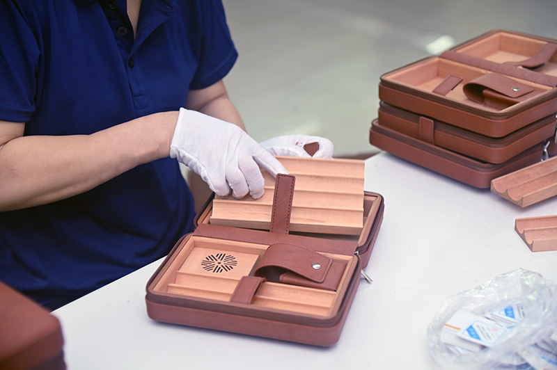 Custom Leather Cigar Humidifier Box